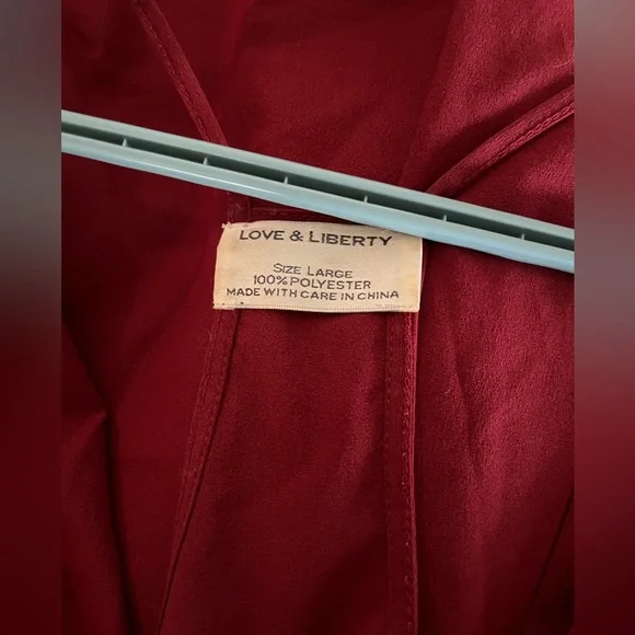 Red High-Low Tank Top - Picture 3 of 3